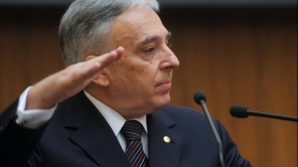 Mugur Isarescu, anunț la BNR
