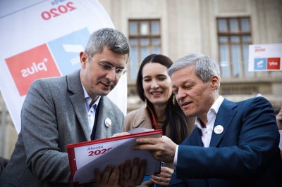 Cioloș și Barna, în extaz după scorul ZDROBITOR al USR PLUS