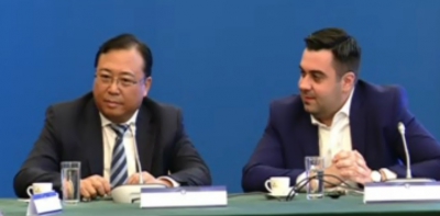 Chinezii, congerinta de presa comună cu Răzvan Cuc și Ion Ghizdeanu la Guvern