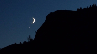 Cea mai mare dilemă despre noapte, elucidată de specialiști: de ce e cerul întunecat? 