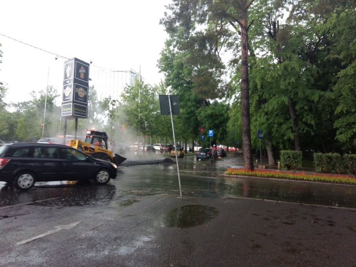 asfaltare pe ploaie Bucuresti