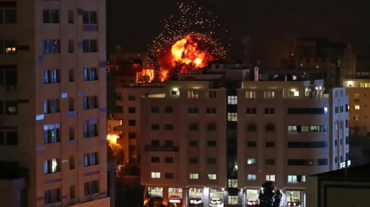 Orientul Mijlociu explodează. Ploaie de rachete peste Israel, bombardament în Gaza: morți și răniți