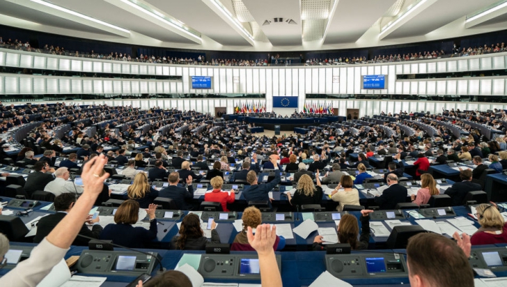 Cine sunt cei care au reușit un mandat de eurodeputat la Bruxelles. Cum se împart locurile 