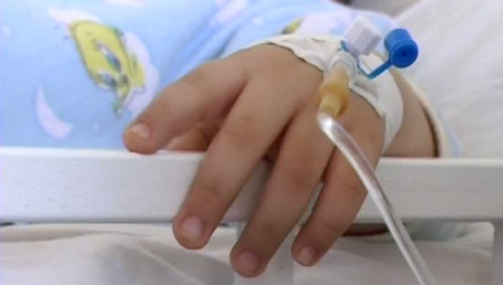 Caz tragic în Iași. O fetiță cu sindrom hemolitic uremic a murit. DSP declanșează o anchetă
