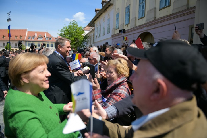 Liderii europeni, baie de mulțime la Sibiu