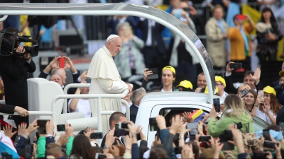 Papa, discurs emoționant la Iași, în fața a 150.000 de credincioși: ”Voi sunteți comunitatea vie”