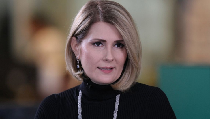Sandra Stoicescu s-a retras de la Antena 3