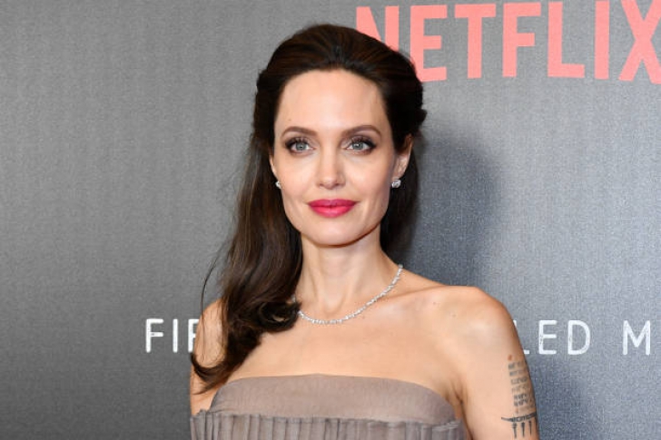 Cine e noul iubit al Angelinei Jolie? Este frumos, celebru iar femeile visează la el 