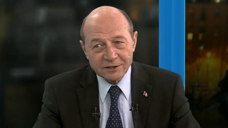 Băsescu:”Teodorovici nu e o soluție nici măcar pentru contabil la o scară de bloc”