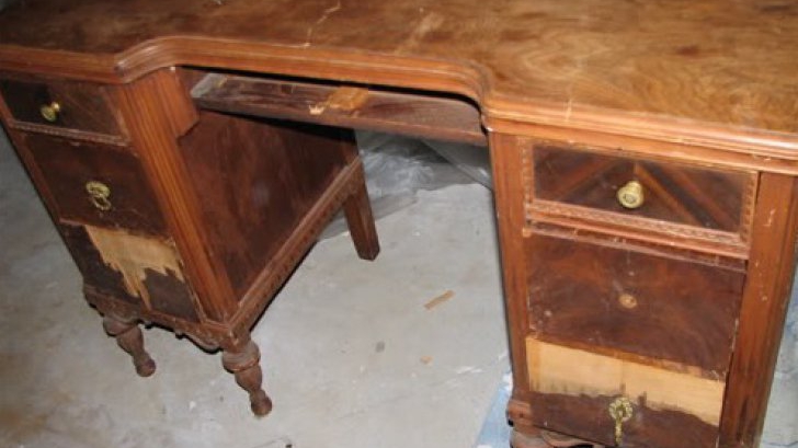 A rămas însărcinată de 5 ori. După 60 de ani, a găsit un bilet ascuns în biroul tatălui. A îngheţat!