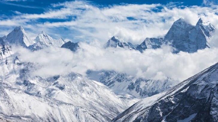 Sateliții dezvăluie dezastrul din Himalaya