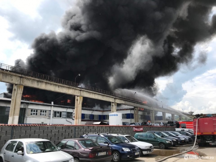 Incendiu devastator în Odorheiul Secuiesc, s-a emis RO-Alert (VIDEO+FOTO)