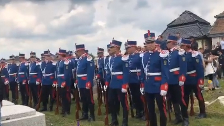 Incident la înmormântarea poliţistului ucis în Timiş de un recidivist (VIDEO)