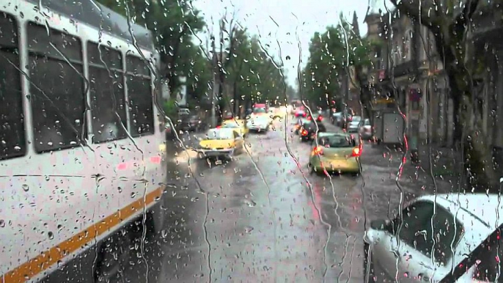 Fenomene meteo teribile în Bucureşti, în următoarele 4 zile