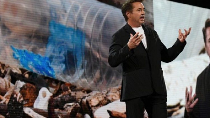 Robert Downey Jr. promite să salveze planeta