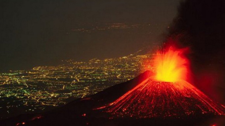 Vulcanul Etna A Erupt Din Nou Imagini Spectaculoase