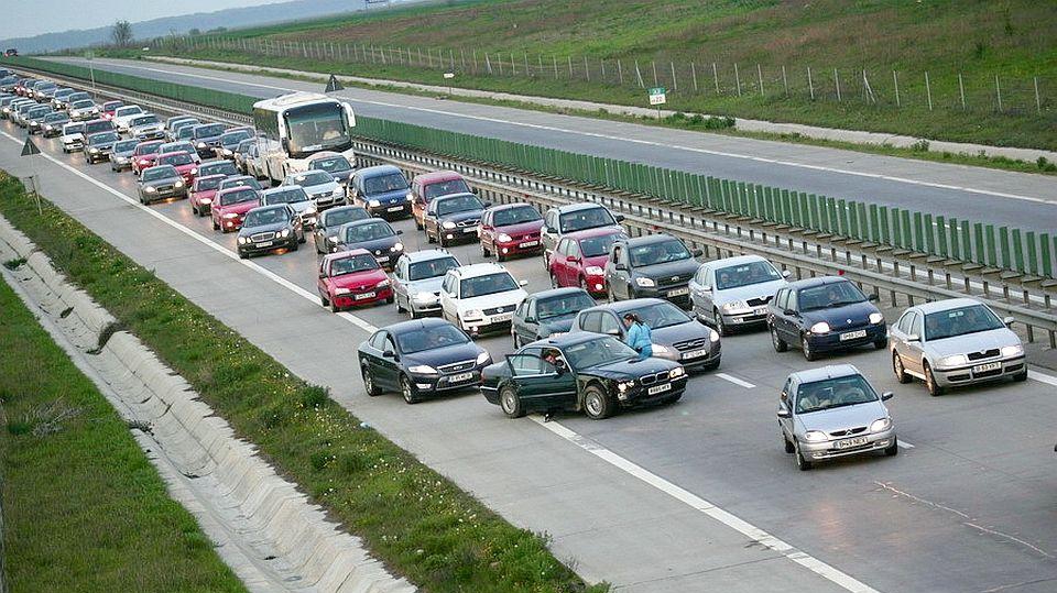 Minivacanța de Rusalii s-a termniat. Începe calvarul întoarcerii acasă