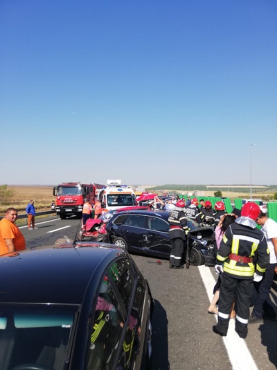 UPDATE: Circulaţie reluată pe Autostrada Soarelui, după un grav accident (GALERIE FOTO+VIDEO)