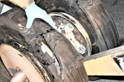 Anchetă după incidentul de pe Otopeni. Imagini șocante cu trenul de aterizare al avionului TAROM