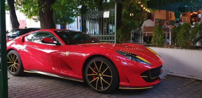 Cu Ferrari la terasa