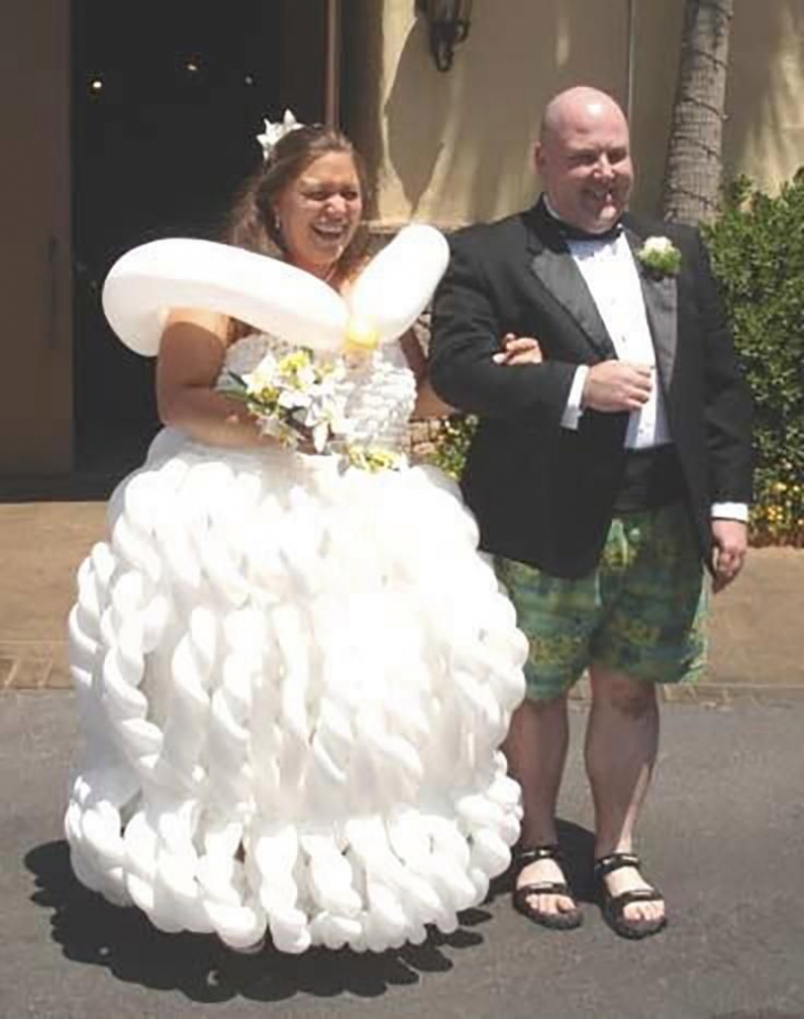 Nunta era minunată, dar când invitații au văzut rochia de mireasă au rămas mască. "Cum a putut?"