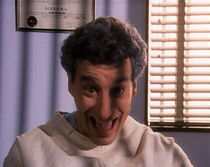 Actorul a avut un rol episodic în Seinfeld