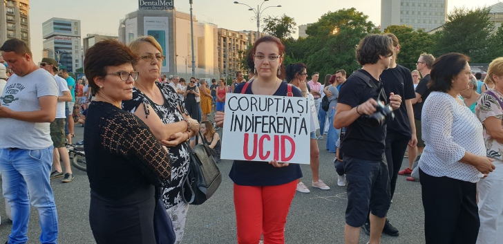 Protest pentru Alexandra în Bucureşti şi în ţară, mii de oamenii pe străzi (VIDEO+GALERIE FOTO)