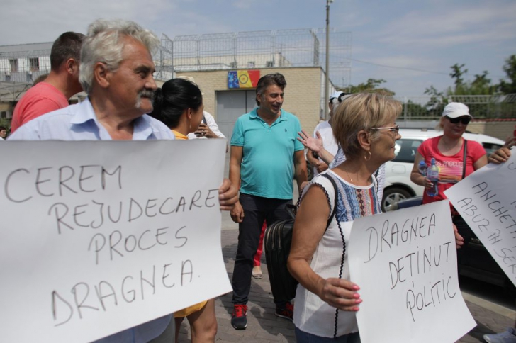 Protest la Rahova pentru eliberarea lui Dragnea