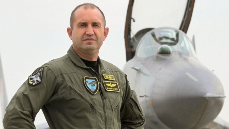 Președintele Bulgariei, lovitură pentru americani! Nu mai cumpără avioane F16