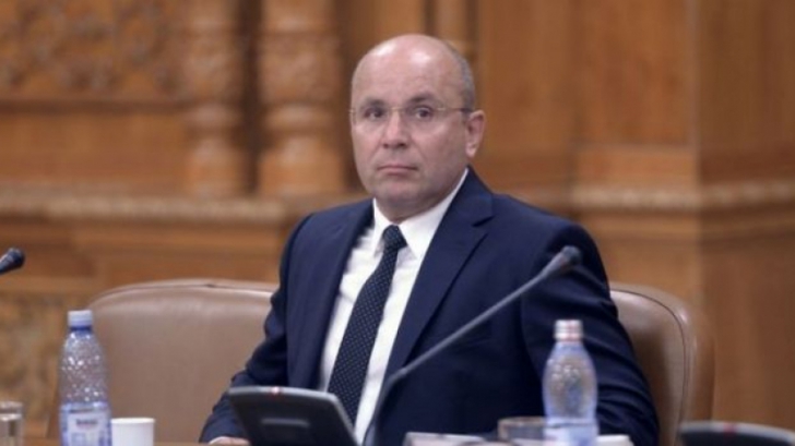 Cozmin Gușă: "În ultimii 15 ani, statul paralel a supt autoritatea de la instituțiile statului"