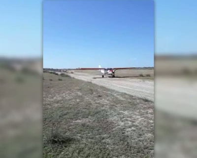 Imagini incredibile: Aerodrom ilegal improvizat pe o pășune, în Delta Dunării. Ce spun autoritățile