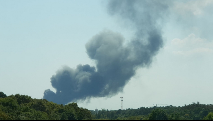 Incendiu uriaș în București! O hală a ars în întregime VIDEO + FOTO