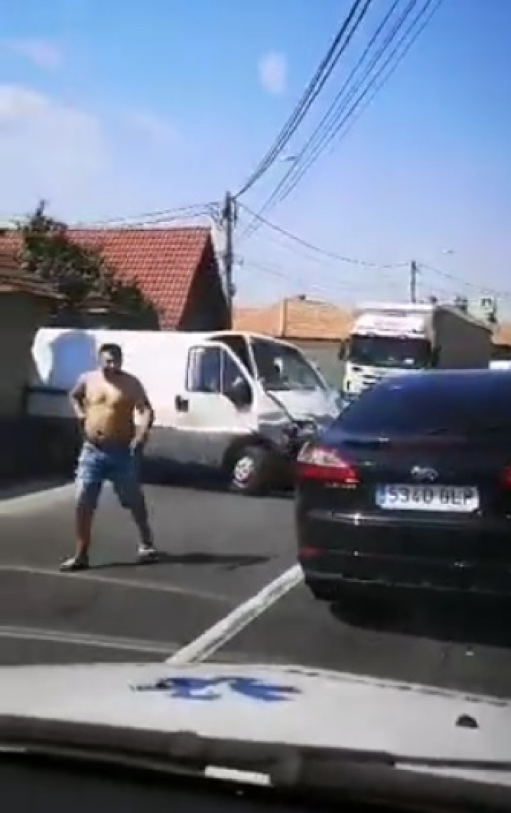 Incident șocant, la Brașov: s-au trezit cu mașina în casă