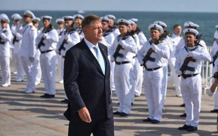 Iohannis:"Actele ostile din Marea Neagră ne obligă să depășim sincopele achizițiilor militare "