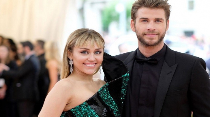 Miley Cyrus l-a înlocuit pe Liam Hemsworth cu o femeie