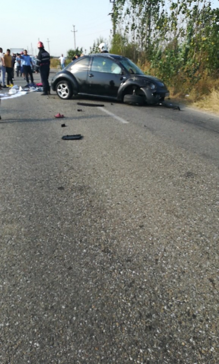 Accident cumplit, în Argeș: um mort, după ce mașina s-a răsturnat