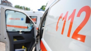 Accident &icirc;nfiorător, &icirc;n Prahova. Un mort, după ce mașina s-a izbit de un copac