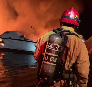 Ambarcaţiune &icirc;n flăcări, &icirc;n largul coastei Californiei: morți și răniți. Zeci de persoane, dispărute / Foto: Twitter