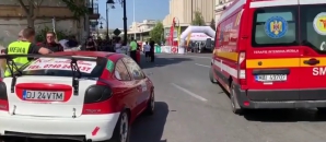 Tragedie &icirc;n centrul Craiovei! 6 persoane, &icirc;ntre care 2 copii, spulberate de o maşină de raliu