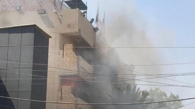 Incendiu la Ambasada României din Irak: angajaţii misiunii diplomatice, evacuaţi de urgenţă