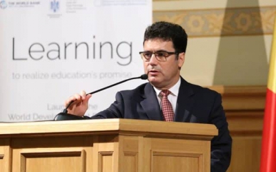 Protestatarii critică și inconsecvența lui Pricopie