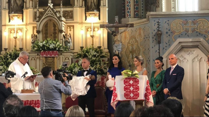 Rareș Bogdan și-a botezat fetița la Cluj 