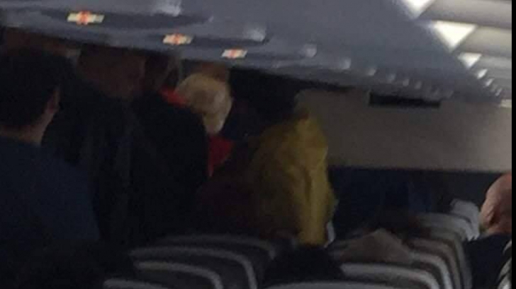 Cîțu, poză cu Dăncilă din avion: ”Viorica și bichonul se duc într-o călătorie PRIVATĂ în SUA”