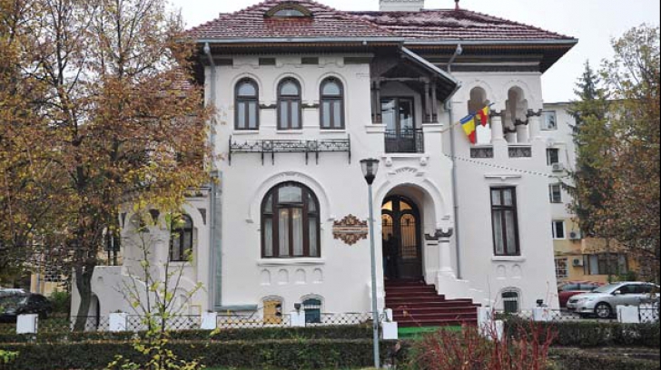  La Pitești, și morții au program! Nu se mai eliberează certificate duminica