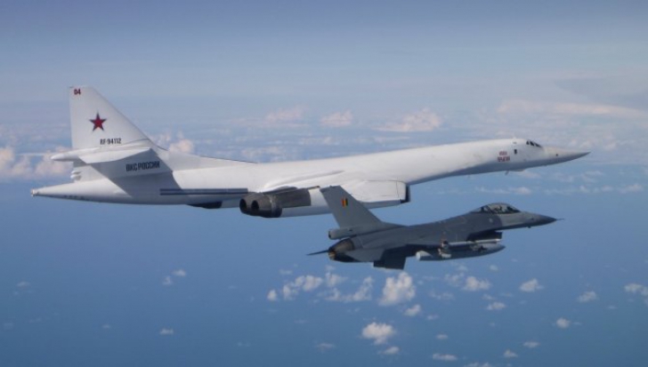Patru avioane de război ale Rusiei, interceptate de aeronavele NATO în inima Europei