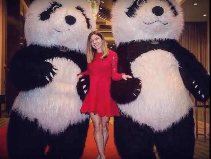 WOW! Cum a apărut Simona Halep la petrecerea jucătoarelor de la Wuhan