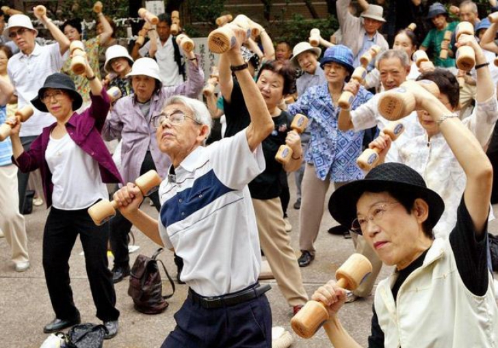 Japonia, țara cu 70.000 de bătrâni de peste 100 de ani