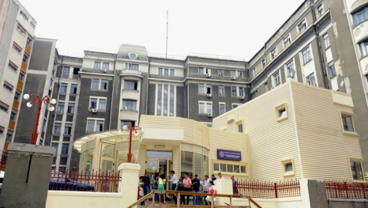 Bucureștenii se înghesuie să-și ia certificat de non-violator