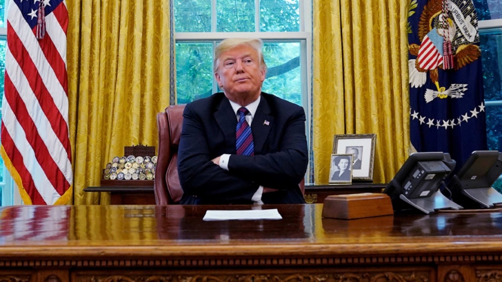 Trump în Biroul Oval