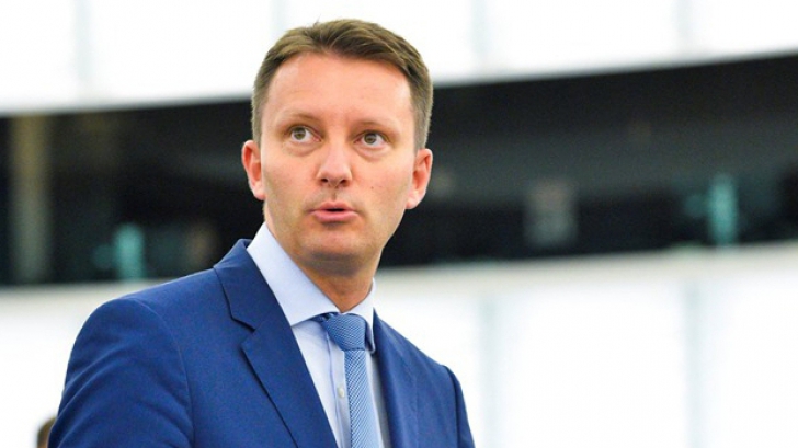 Siegfried Mureşan: ”Guvernul împiedică vădit accesul românilor din diaspora la vot”
